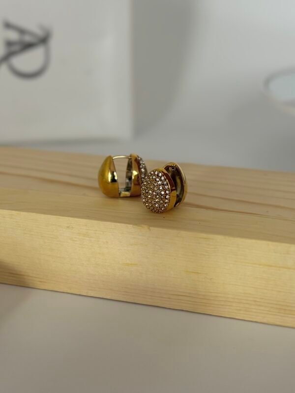 Zircon Mini hoop.   DJE13 - Image 2