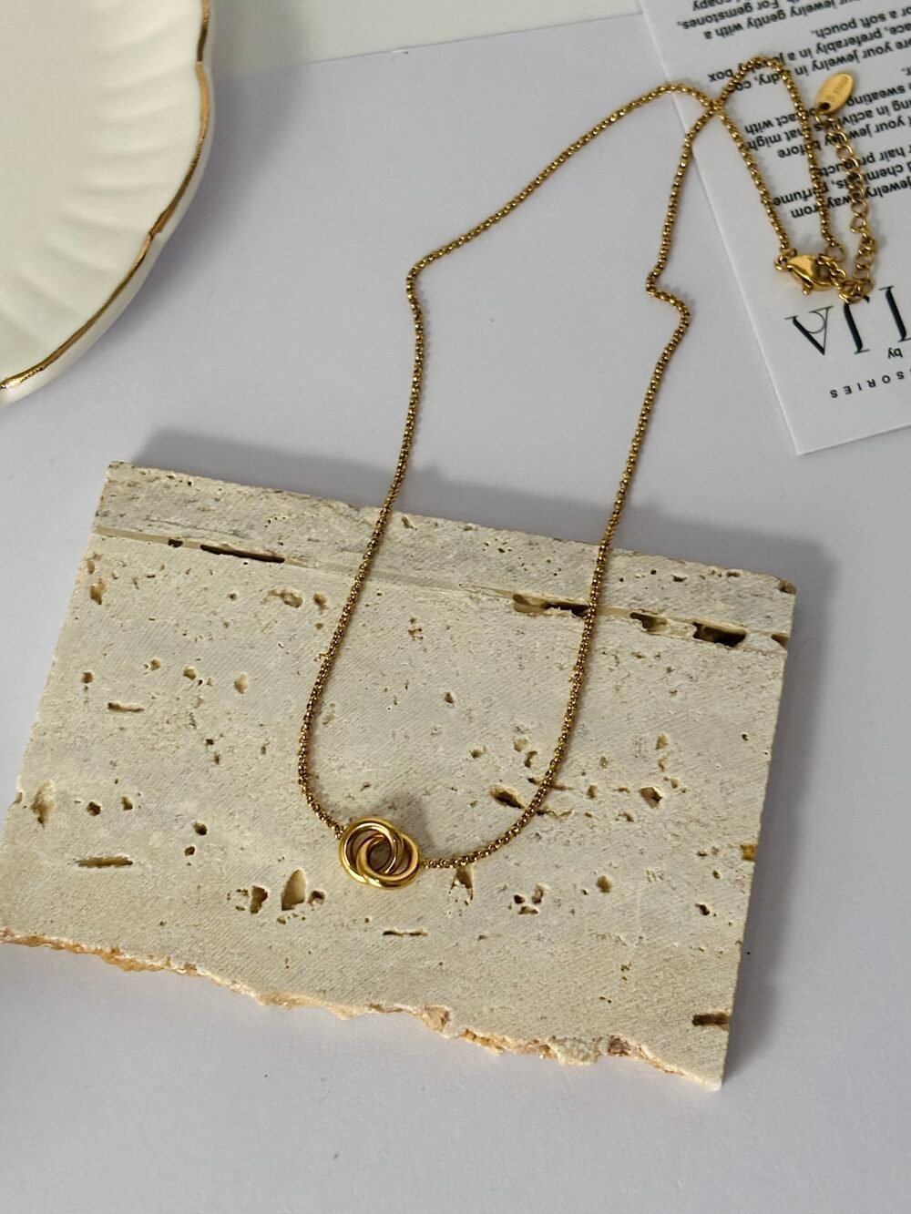 April necklace.    DJN10 - Image 3