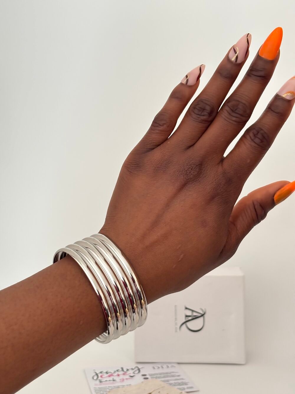 DJB003.  lily cuff silver