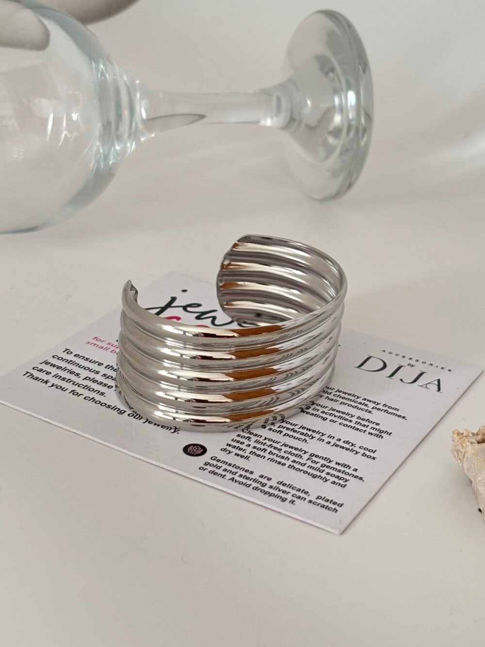 DJB003.  lily cuff silver - Image 2