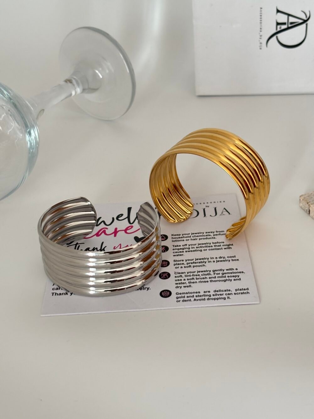 DJB003.  lily cuff silver - Image 5